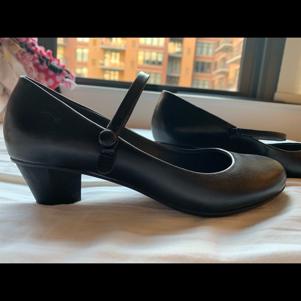 Camper Mary-Jane low heels